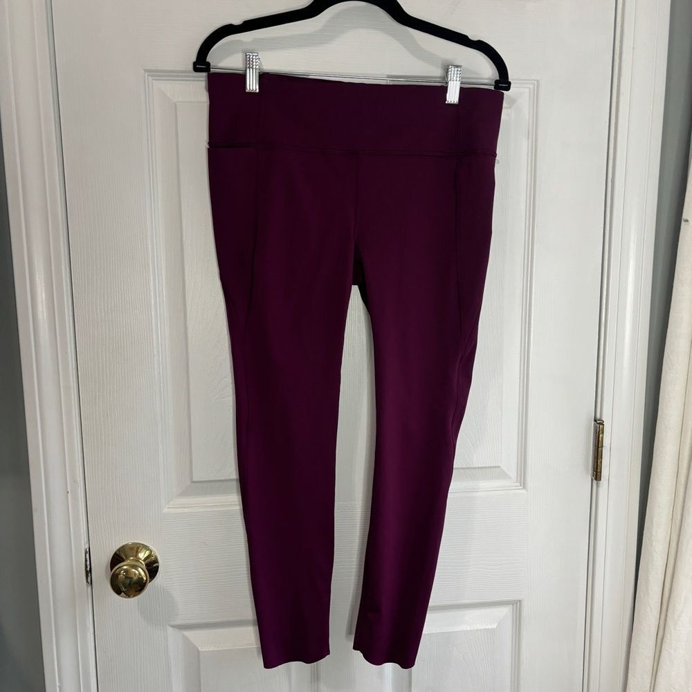 Athleta Velocity 7/8 Tight Legging - plum, size M
